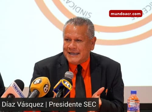 Representantes del SEC durante conferencia de prensa sobre presunta injerencia gubernamental y conflicto sindical
