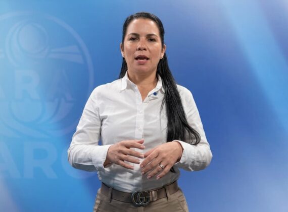 Yorgina Alvarado y Gilberth Díaz, dirigentes enfrentados por la representación del SEC en Costa Rica